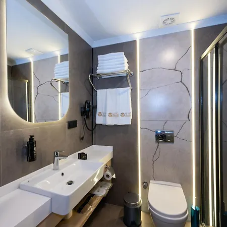 Vess Hotel Istanbul Exterior photo